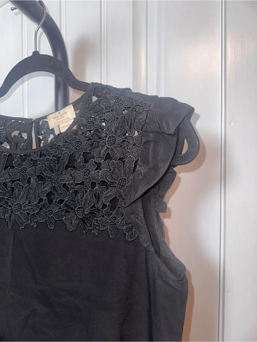 Kate Spade Size Large Black Lace Yoke Flutter Sleeve Women’s Top